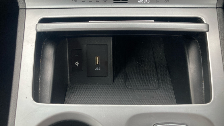 Hyundai KONA 150kW Premium 64kWh 5dr Auto Electric Hatchback